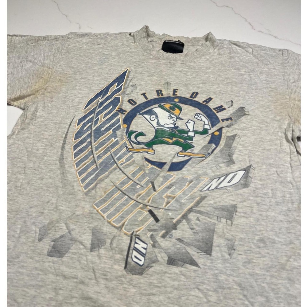 Vintage Notre Dame 90s Gray Fighting Irish‎ Graphic Distressed Tee